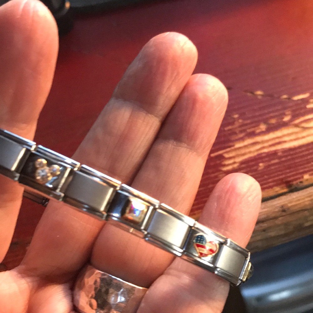Bracelet